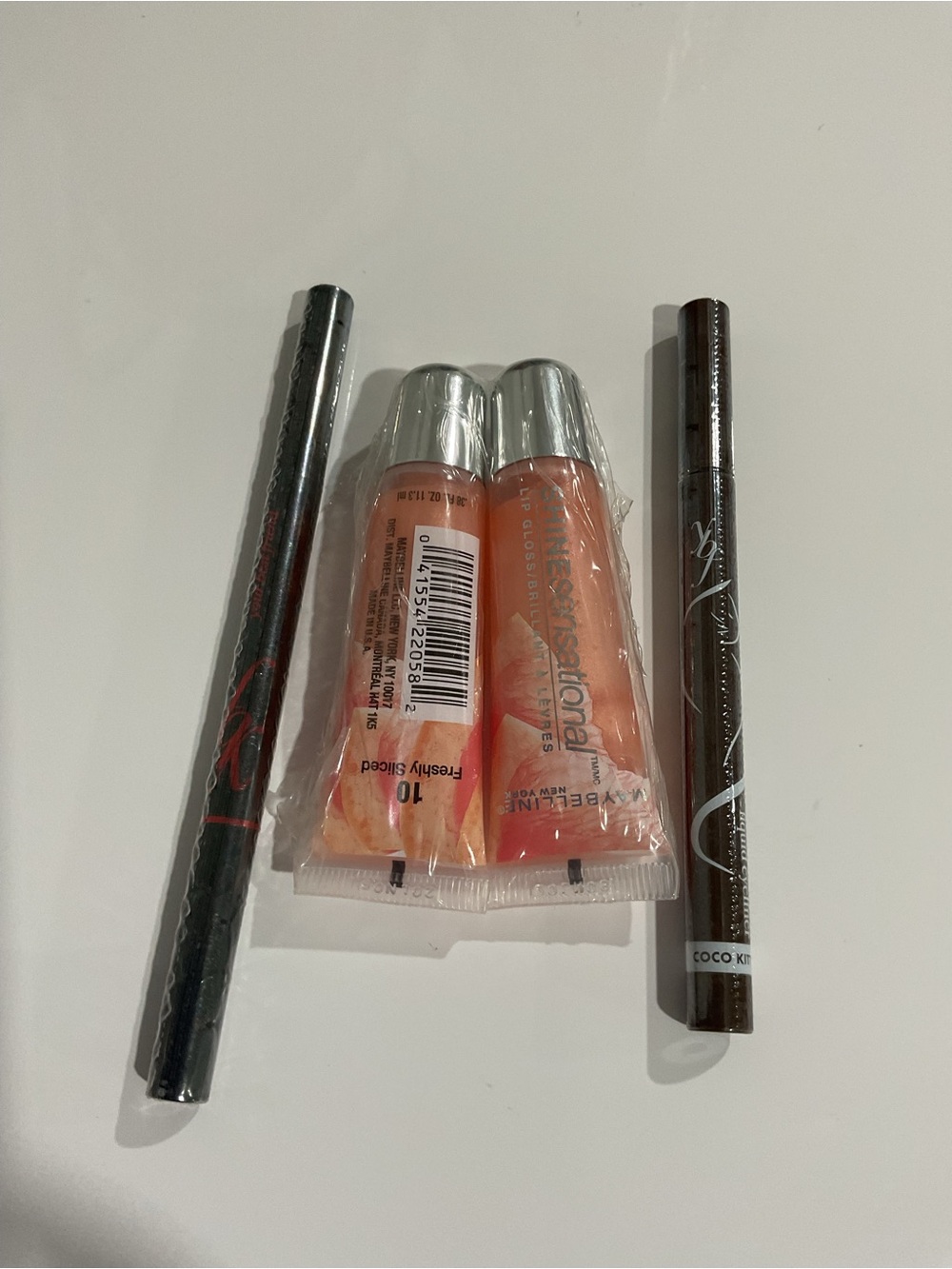 Lip Gloss Trio with Neutral Brown Eyeliners - Unbranded